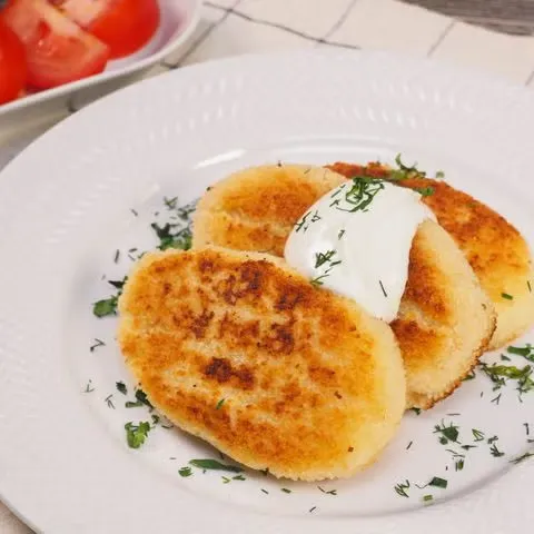 Potato cutlets (1 pcs)
