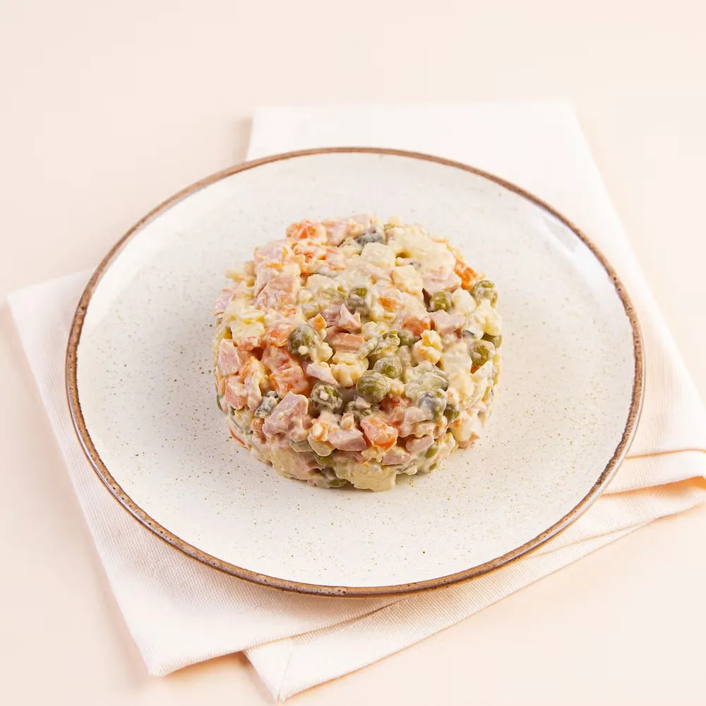 Oliver Russian salad with chicken (150 gr)